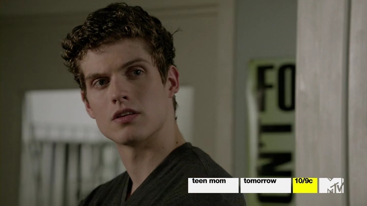Teen.Wolf.S02E11.HDTV.x264-2HD.mp4_001007756.jpg