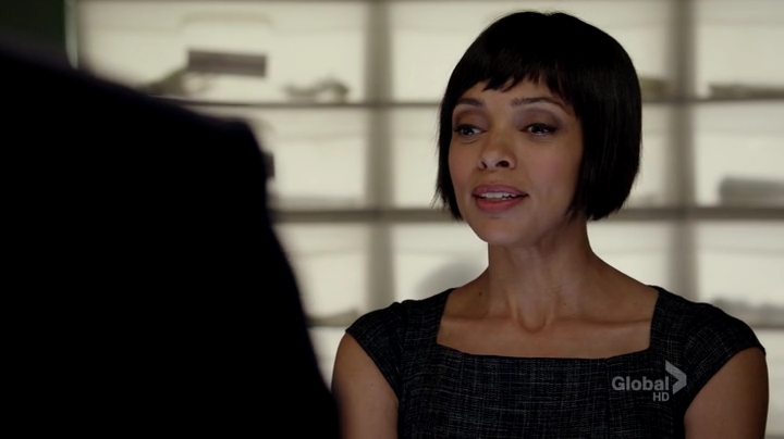 Bones.S08E04.HDTV.x264-LOL.mp4_000673547.jpg
